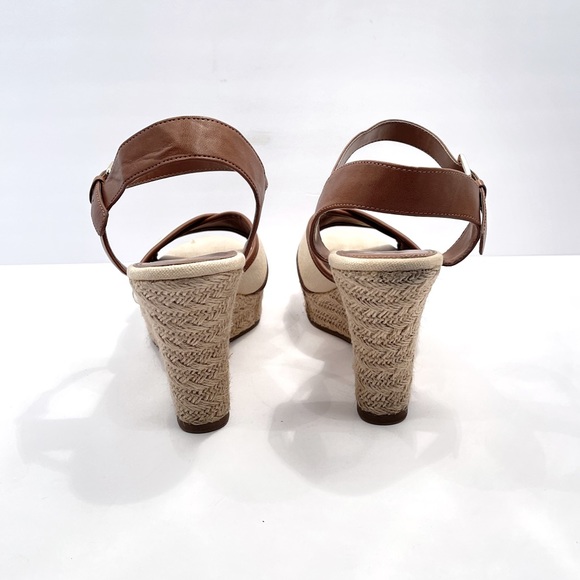 Cute Platform Wedge Sandal 9.5 - Picture 4 of 8